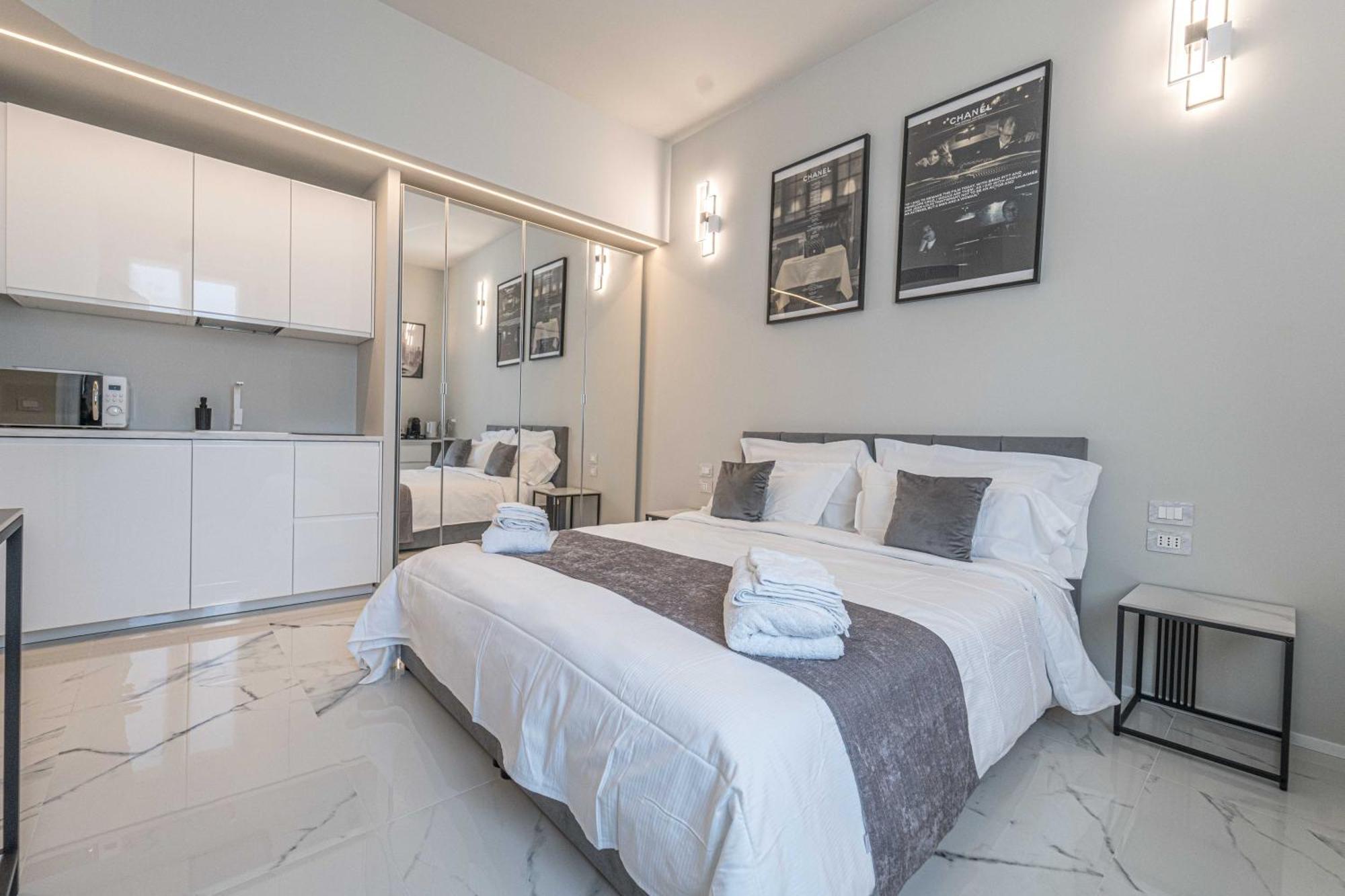 Moscova Luxury New Suite Milaan Buitenkant foto