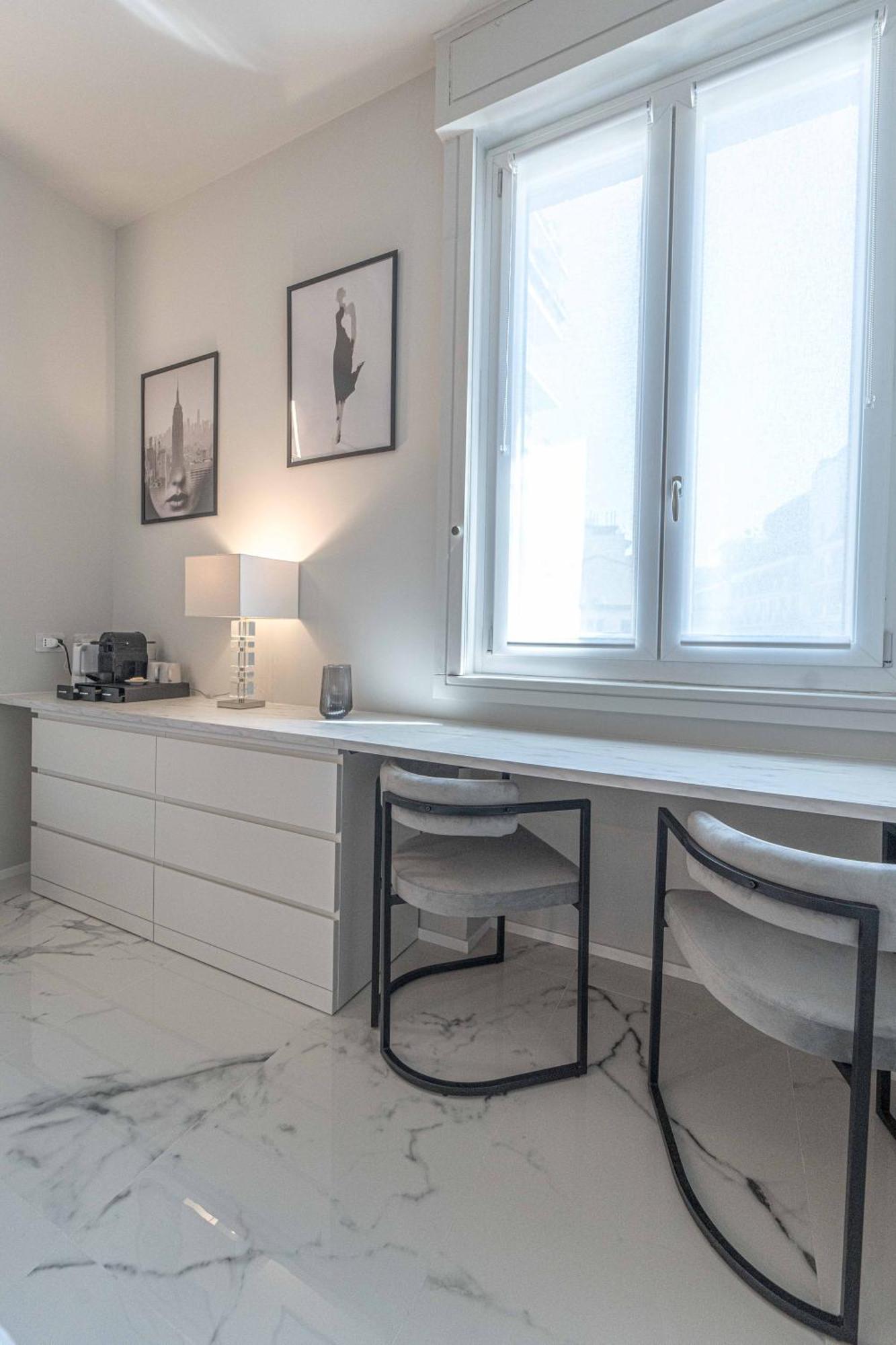Moscova Luxury New Suite Milaan Buitenkant foto