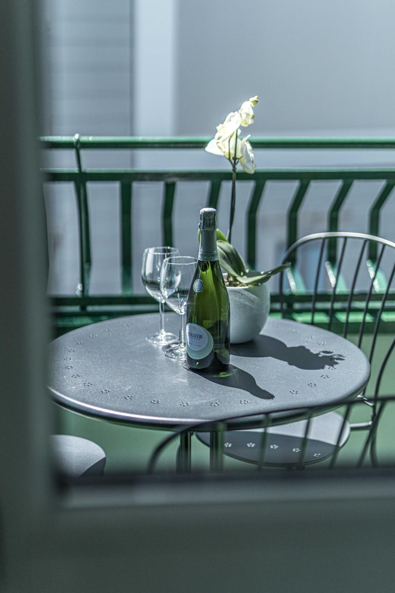 Moscova Luxury New Suite Milaan Buitenkant foto